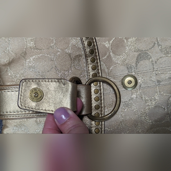 Gold coach purse - Picture 6 of 6